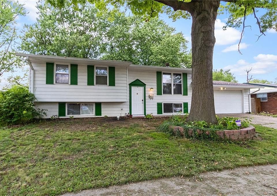 1st image of 3150 Ellen Dr