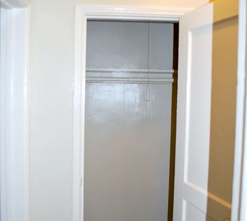 3rd image of 814 S Serrano Ave #8