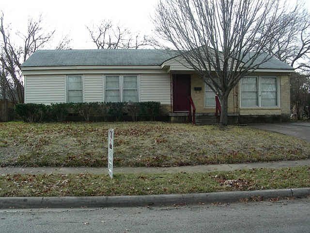1st image of 1545 Mayflower Dr