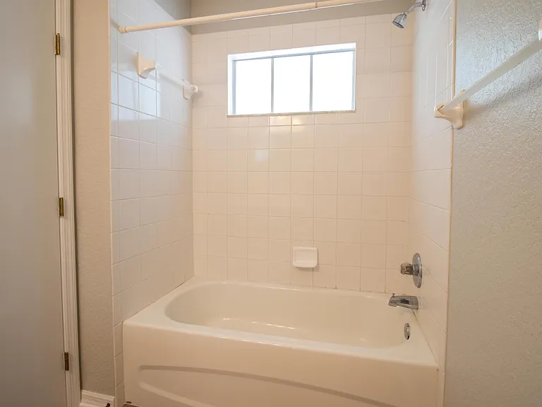 741 E Lime St — Photo 19