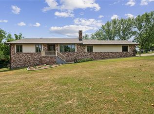 3 Circle Dr, West Newton, PA 15089