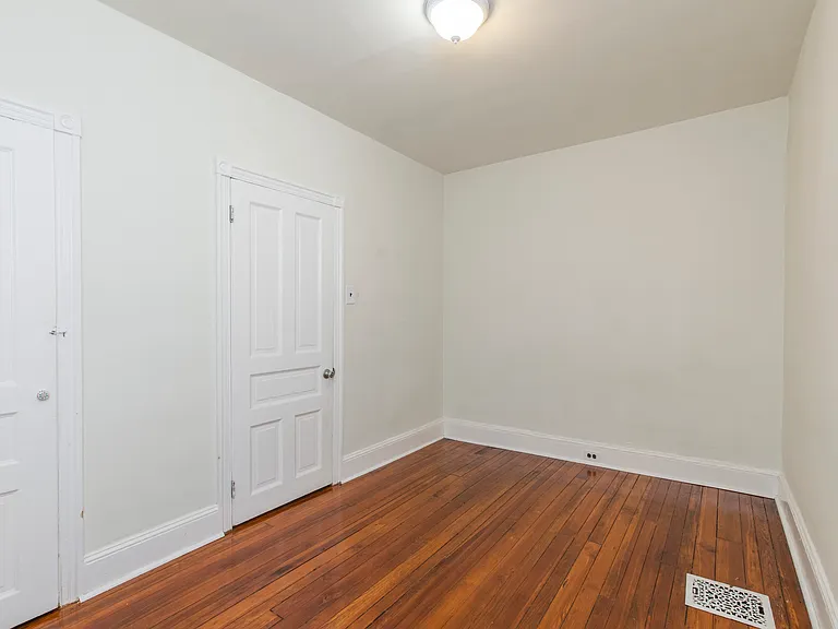1631 S Lawrence St — Photo 11