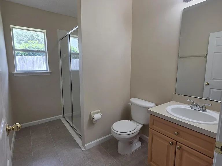 739 Wakemont Dr — Photo 34