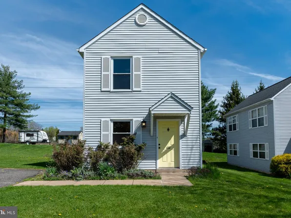 112 Stephanie Ln, Collegeville, PA 19426