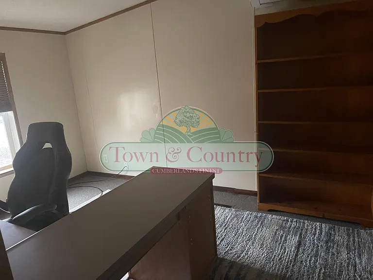 118 Hyndman Rd — Photo 13