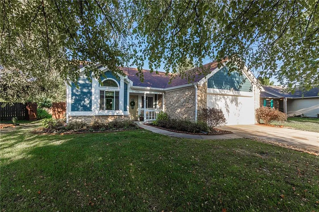 4386 Dunsany Cir photo 1