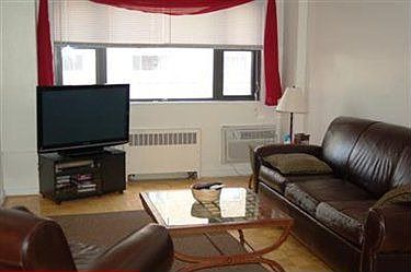 3rd image of 11720 Edgewater Dr APT 203