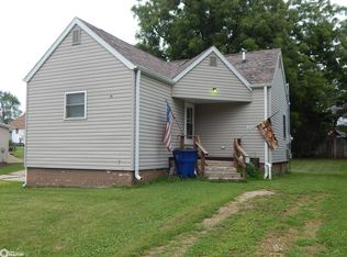 1009 15th St, Eldora, IA 50627