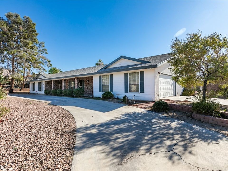 1st image of 262 Spanish Dr