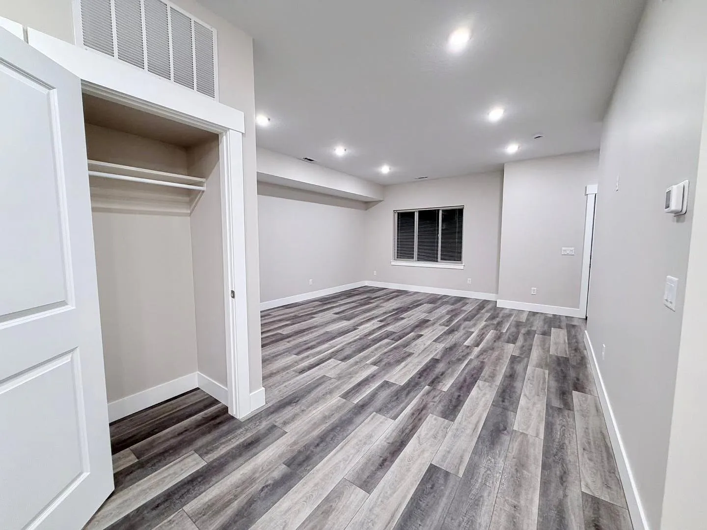 7212 Shaver Drive — Photo 3