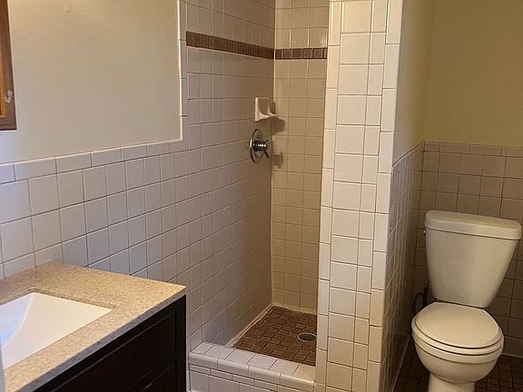 3rd image of 1212 Willard St APT 6