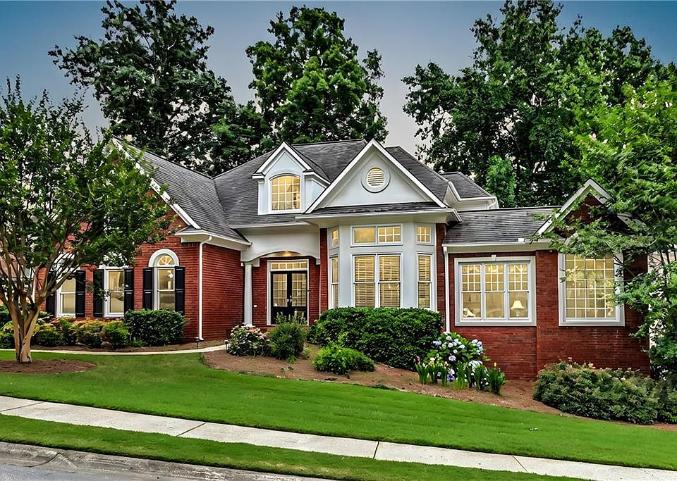 1st image of 1935 Tristan Dr SE