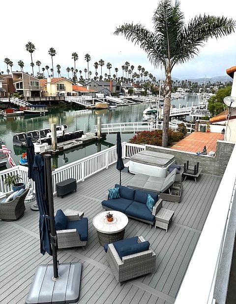 1st image of 2919 Seahorse Ave