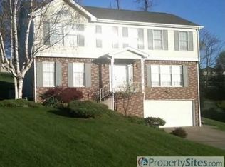 206 Andrew Dr, Clairton, PA