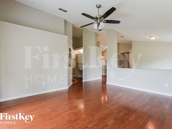 3rd image of 2916 Conner Ln