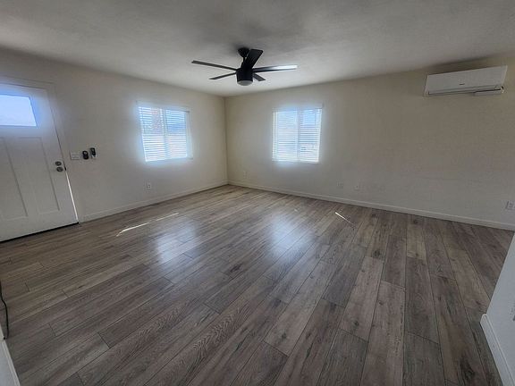 4th image of 74052 Pinon Dr APT A