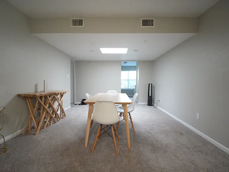 3828 W 7th St #1 — Photo 1