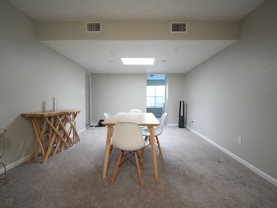 1st image of 3828 W 7th St #1