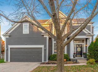 15685 S Blackfeather St, Olathe, KS 66062