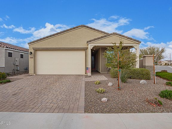 3rd image of 17860 W Hiddenview Drive