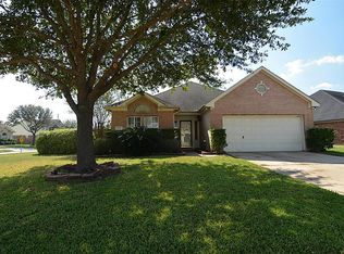 23007 N Waterlake Dr, Richmond, TX 77406