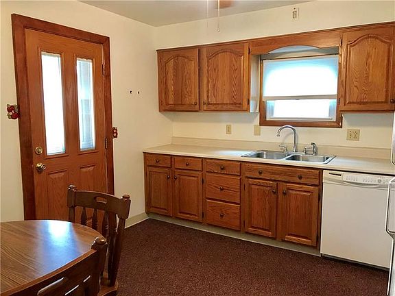 3rd image of 117 W Boyd Ave #119