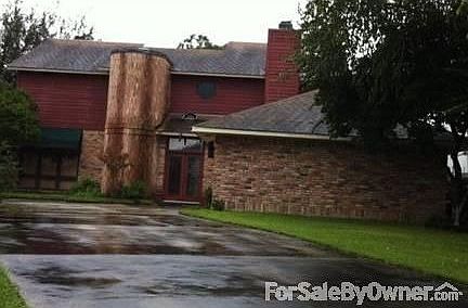 Back of Home : Approaching from the street is the back of the home, featuring a 2 car garage