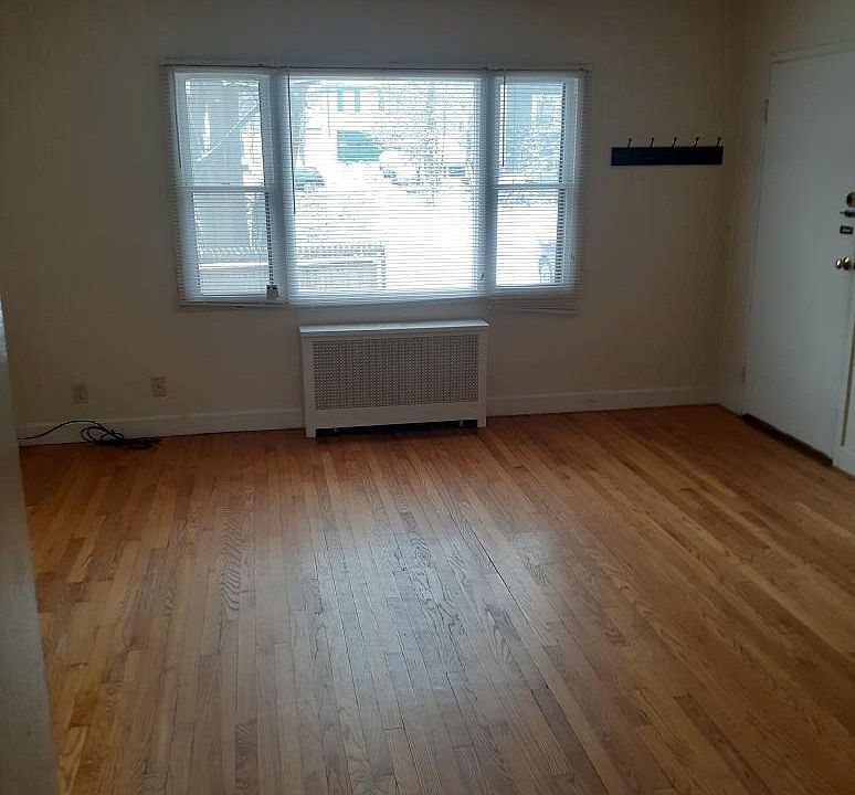 1st image of 213 Medway St APT 6A
