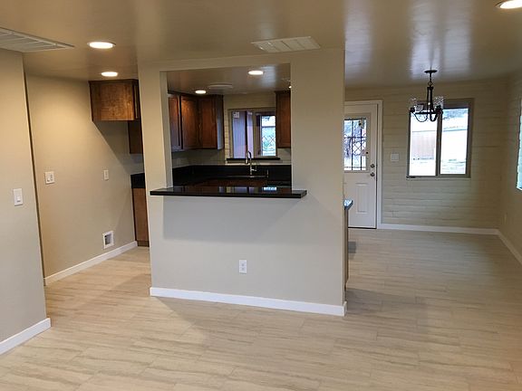 2nd image of 5811 S Catalina Ave