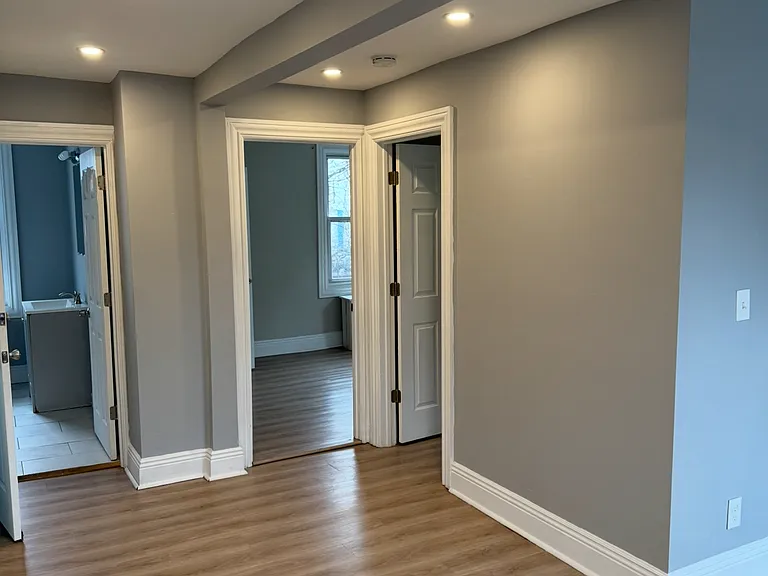 125 Fabyan Pl #2 — Photo 2