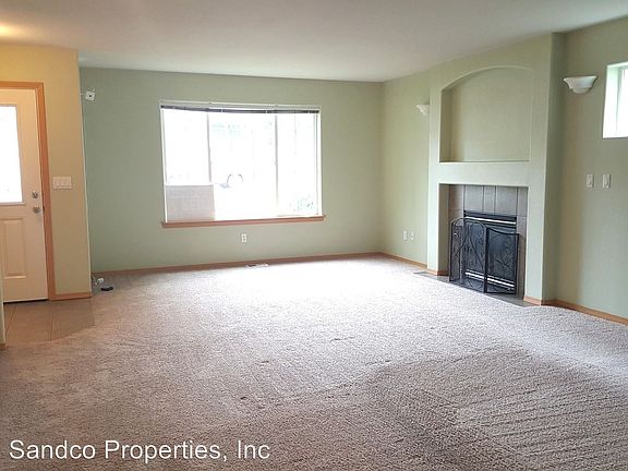 3rd image of 18414 97th Ave E