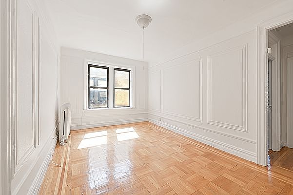 1st image of 712 W 176th St APT 5G