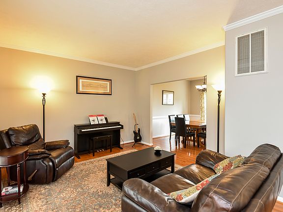 4th image of 40 Northampton Blvd