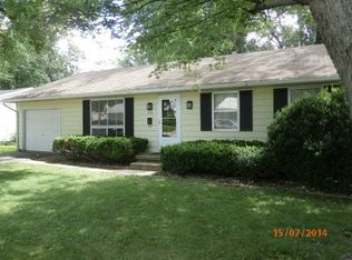912 Skyline Dr, Danville, IL