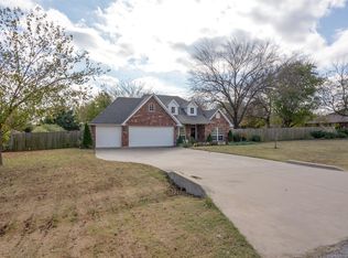8816 E 104th Pl N, Owasso, OK 74055