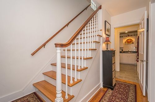 3rd image of 1015 Rose Ave