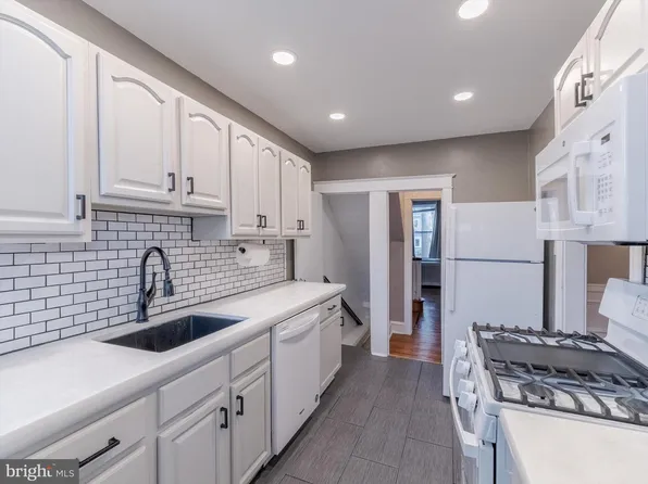 321 E Phil Ellena St, Philadelphia, PA 19119