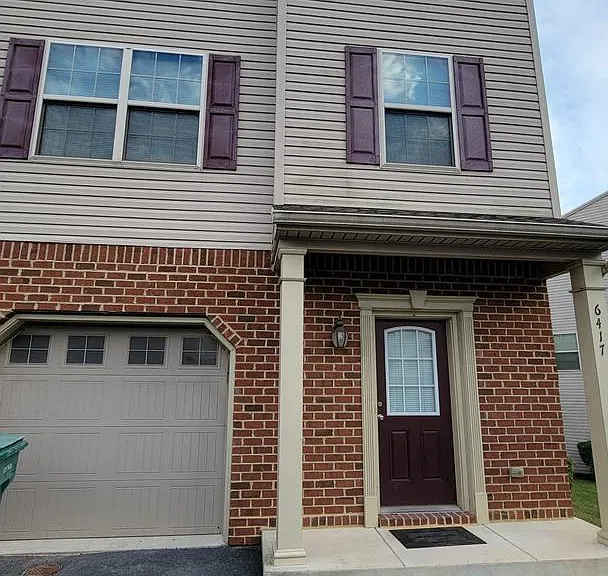6417 Creekbend Dr — Photo 2