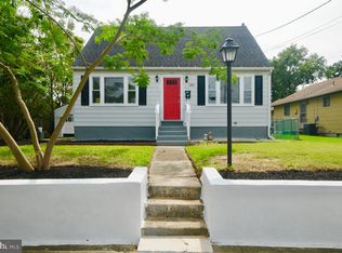 618 Jackson Ave, Magnolia, NJ 08049