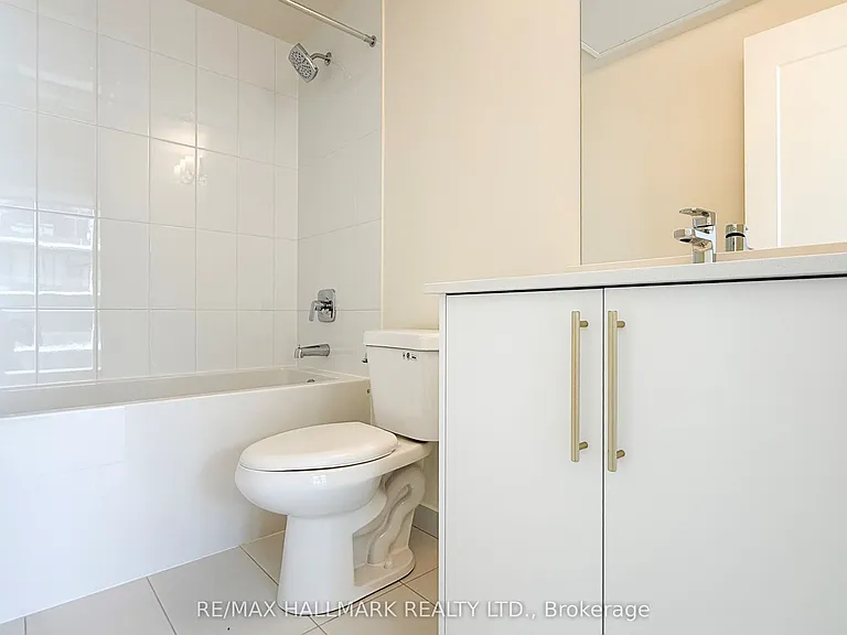 27 Korda Gate E #2502 — Photo 19