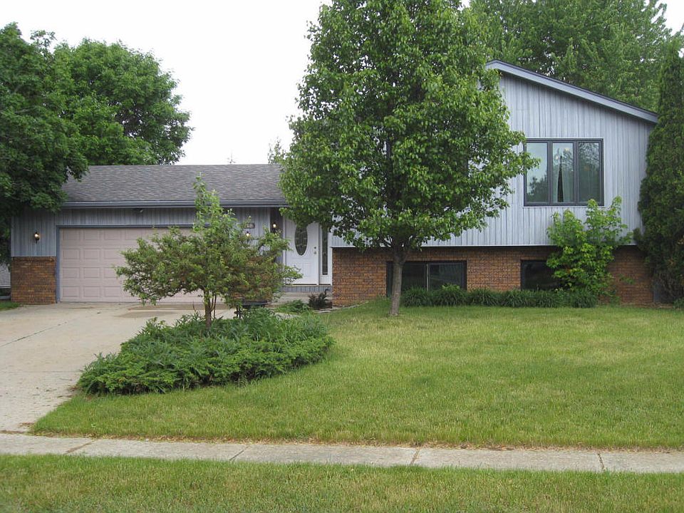 1st image of 248 Hillside Dr