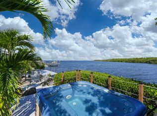 102 Redwing Rd, Tavernier, FL 33070