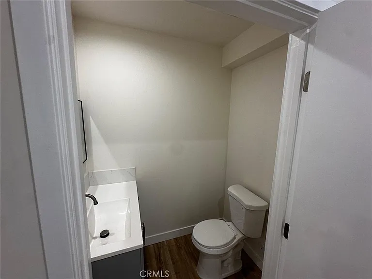 15950 Cohasset — Photo 10