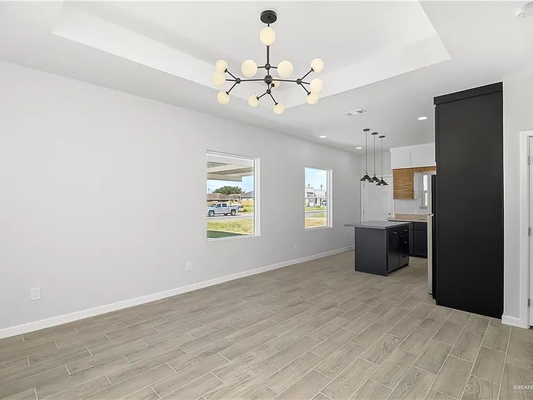 1006 Sugar Garden Dr #4 — Photo 3
