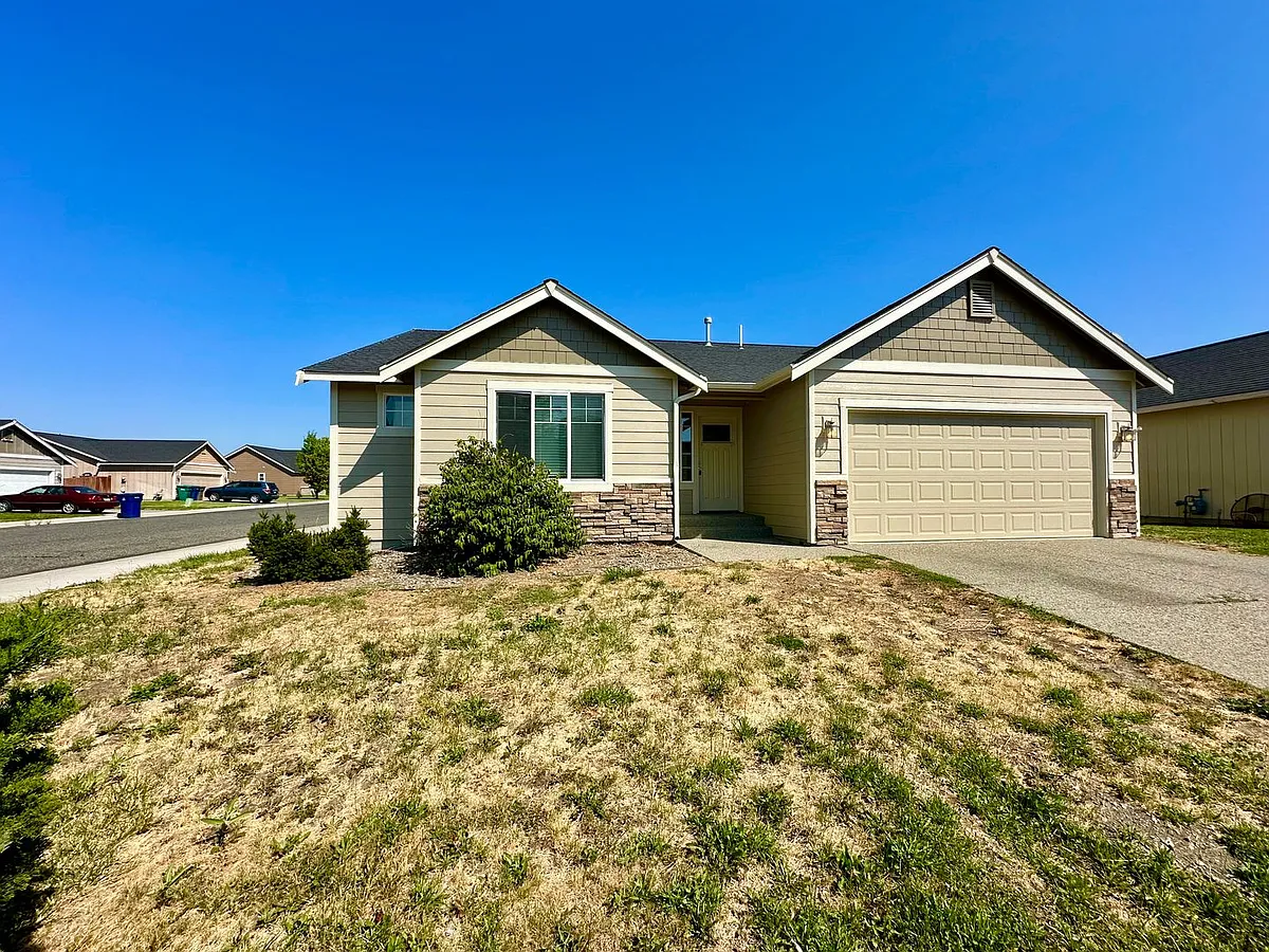 Building Photo - 211 W Maci Ct