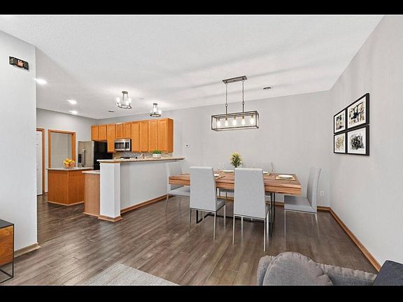 Living room / Dining Room