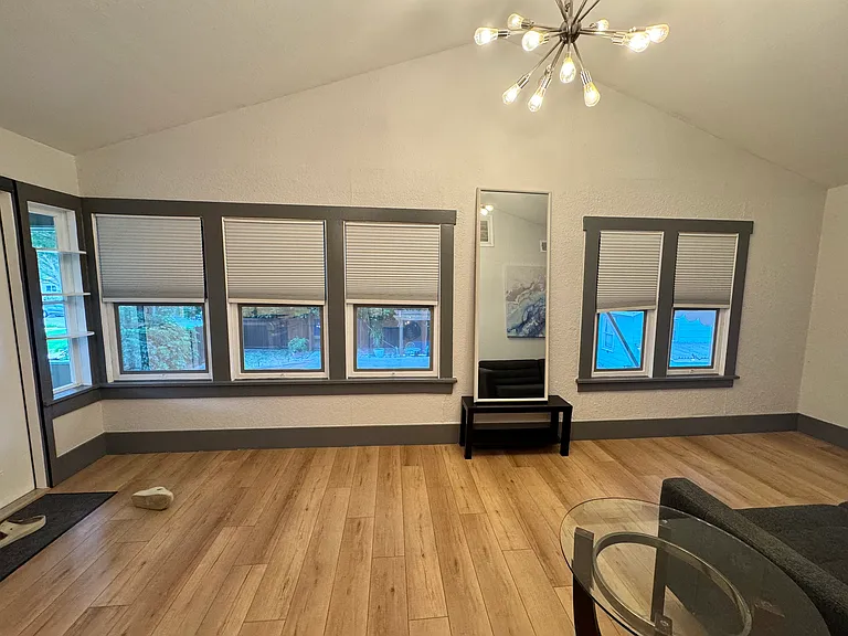 3045 Melton St N #A — Photo 3