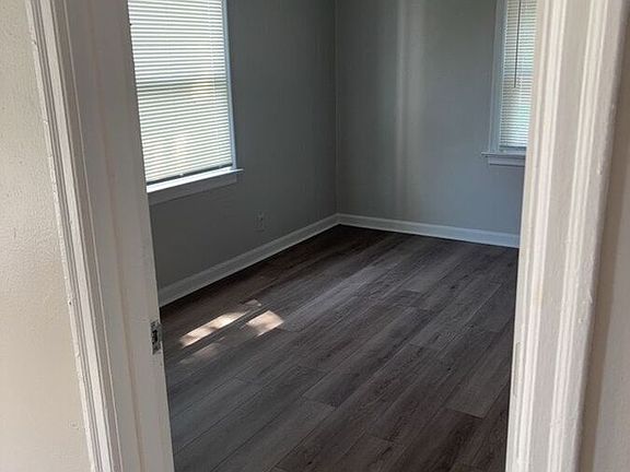 2nd image of 518 Delaware Ave APT 1
