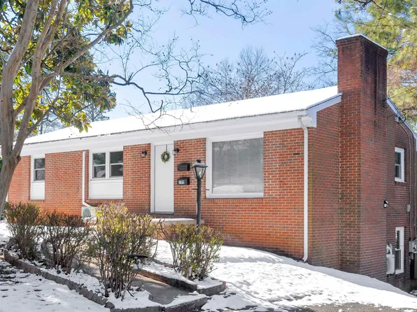 100 Olinda Dr, Charlottesville, VA 22903