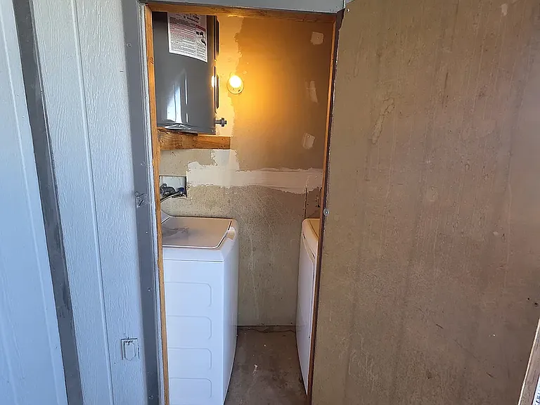 455 E Junction St #4 — Photo 38